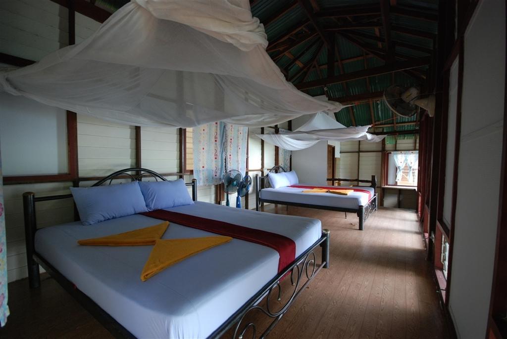 Tohko Beach Resort Pulau Phi Phi Bilik gambar